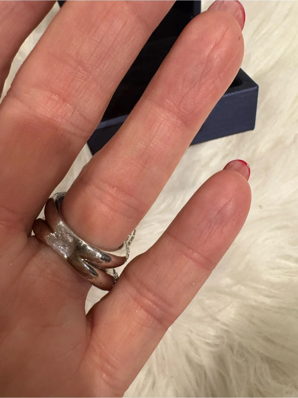 Sparkling (sterling silver S925) CZ  Cocktail Knot Ring  SIZE 6